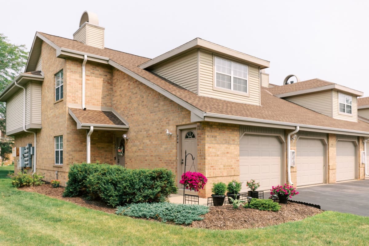 Photos and Video of Deer Run Apartments in Brown Deer, WI